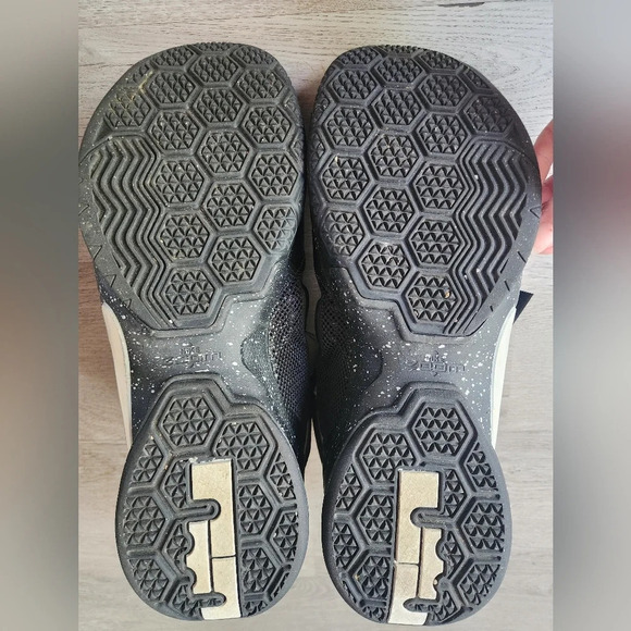 Nike LeBron Soldier 9 flyease blackout athleisure althletic sports men size 12 - Picture 13 of 14